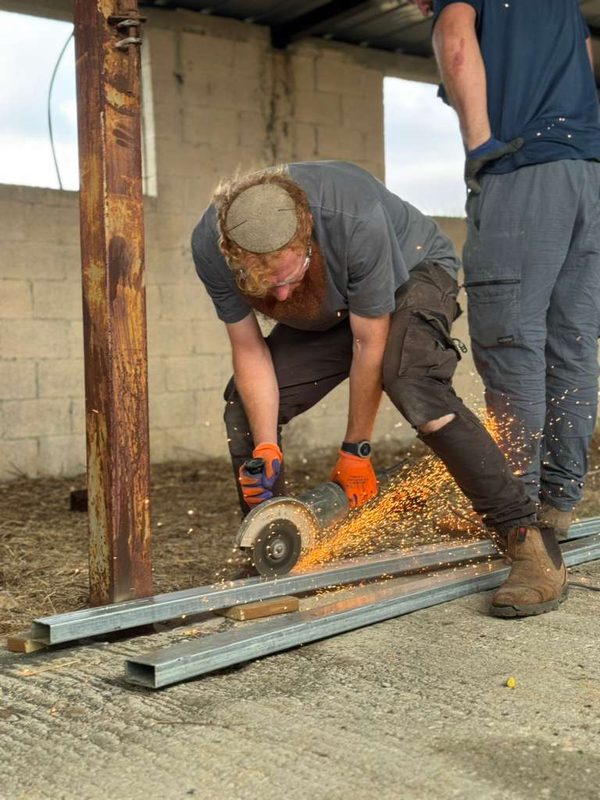 Cutting steel for the frame